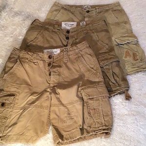 Men’s cargo shorts slightly used